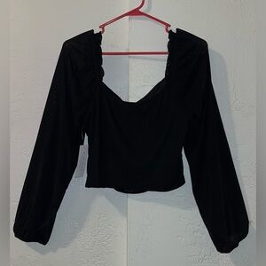 KIRIOUS Black Puff Sleeve, Rouched Midriff Blouse NWT